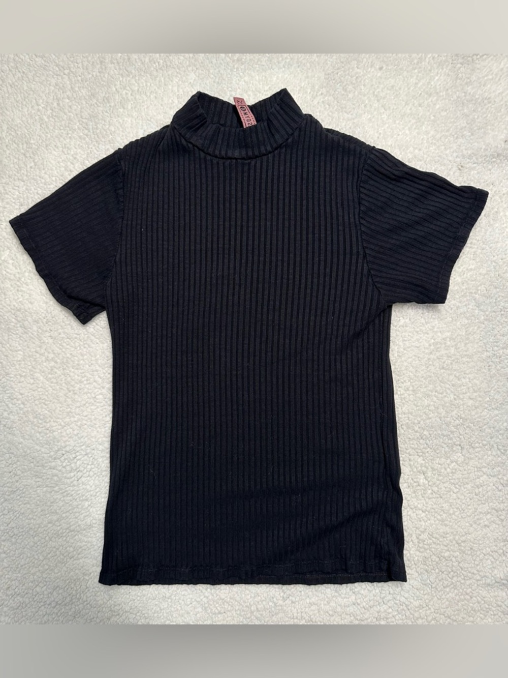 Ribbed Black Short Sleeve Mock Neck Tee